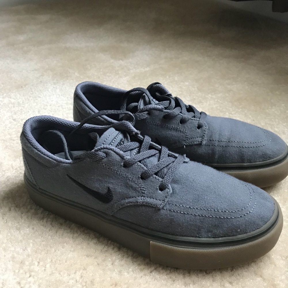 Grey Nike’s